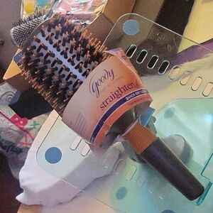 Goody Round Hair Brush with Orange and Black Bristles